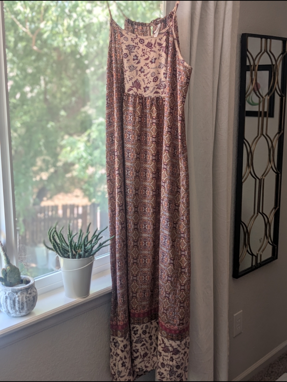 Xhilaration Mauve and Cream Boho Floral Maxi Dress